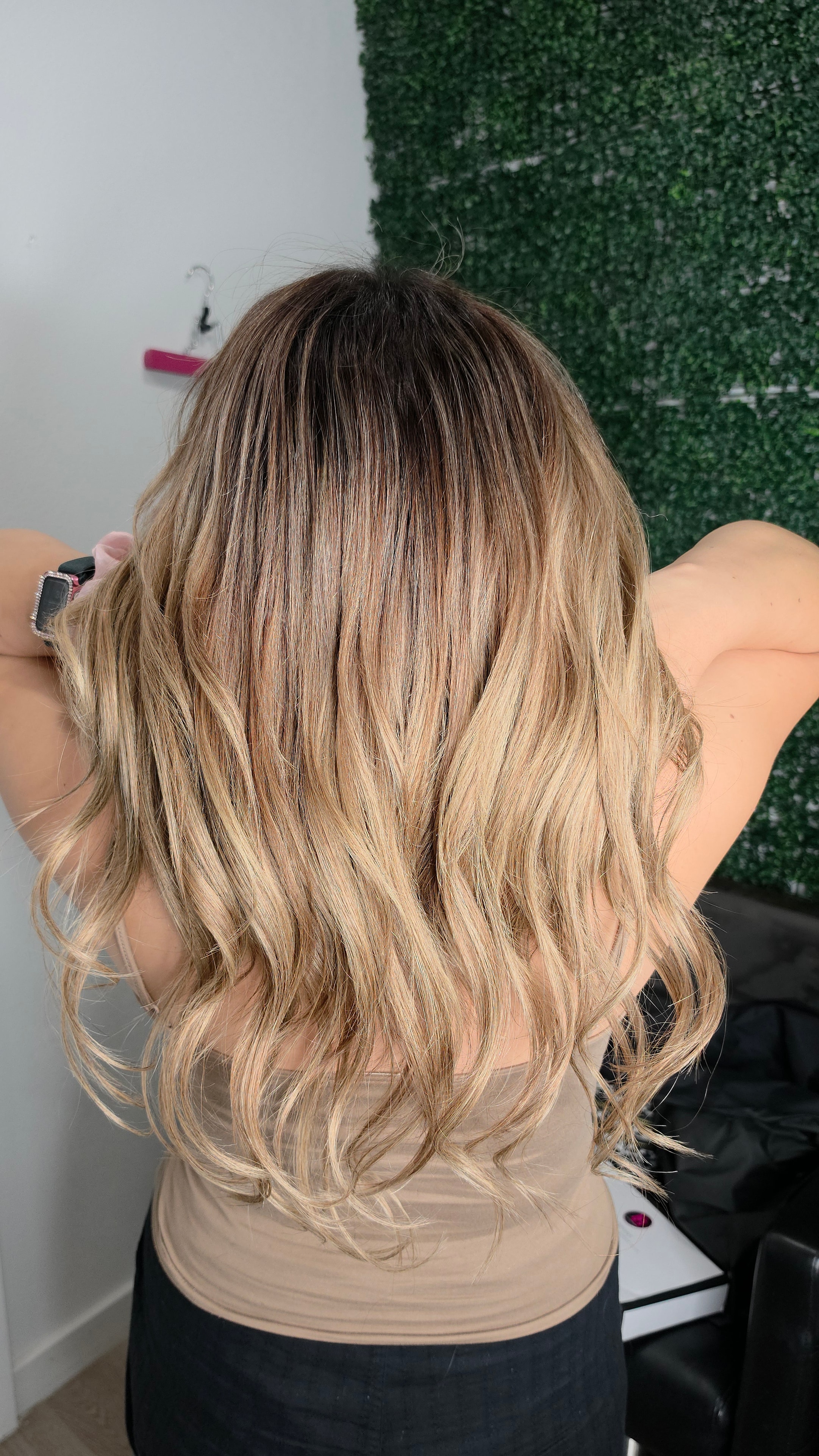 Lived-in blonde waves hair transformation